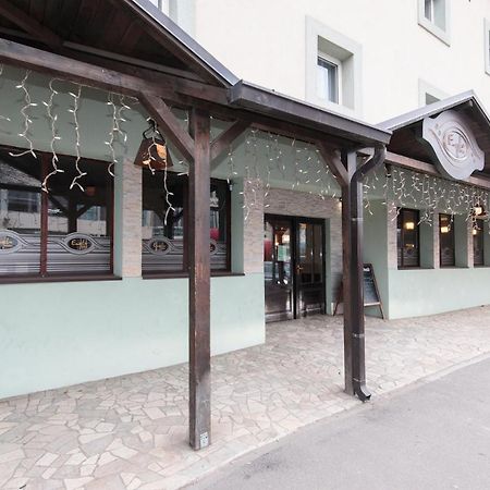 Готель Casa De Piatra Bistro Клуж-Напока Екстер'єр фото
