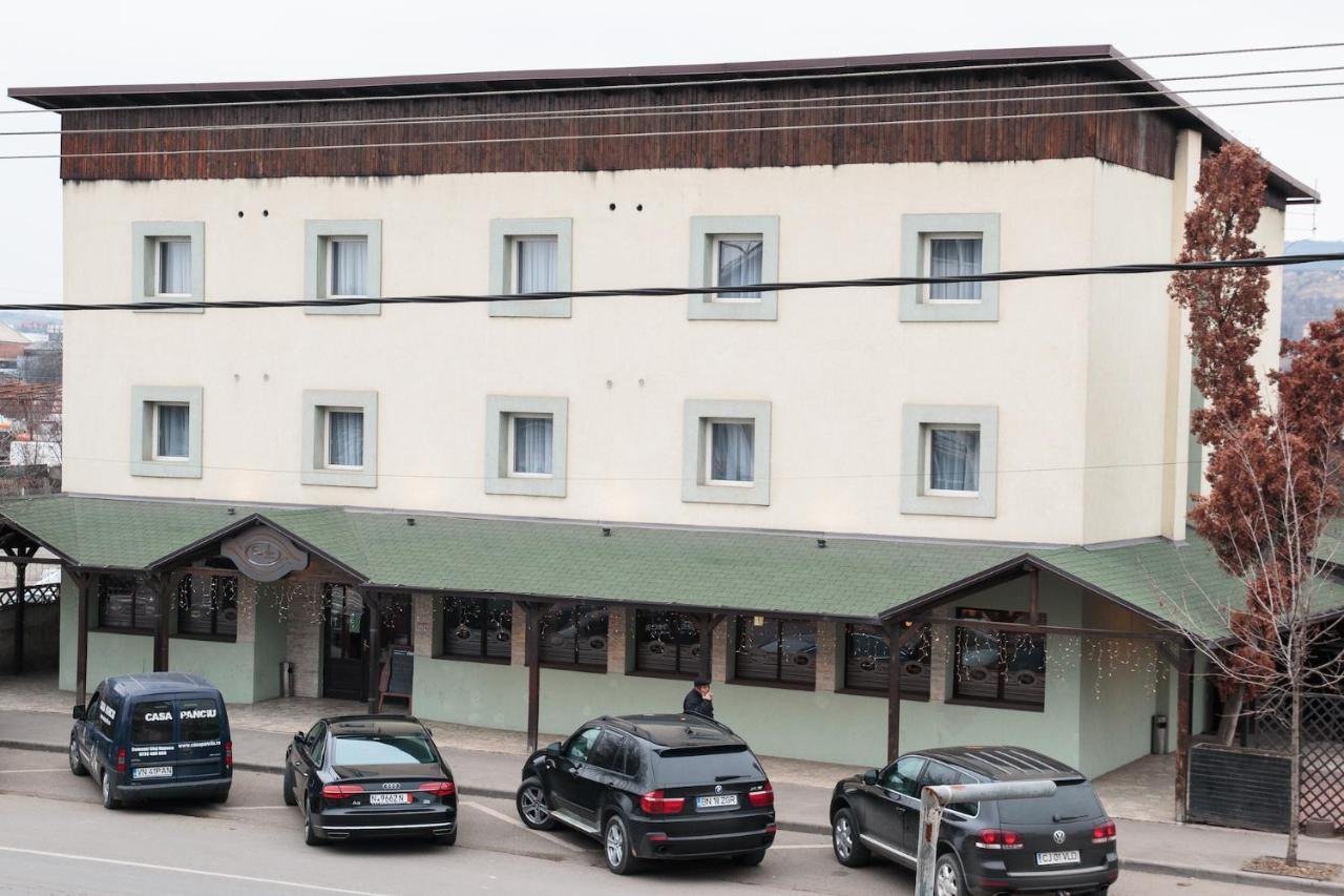 Готель Casa De Piatra Bistro Клуж-Напока Екстер'єр фото